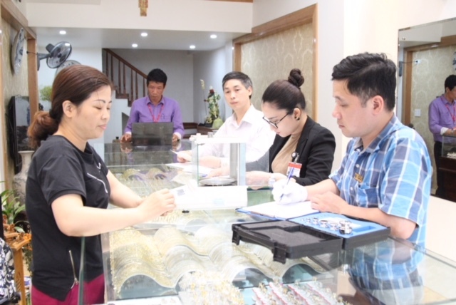 Kết quả kiểm tra về đo lường, chất lượng, nhãn hàng hóa vàng trang sức, mỹ nghệ lưu thông trên thị trường tháng 4 năm 2018
